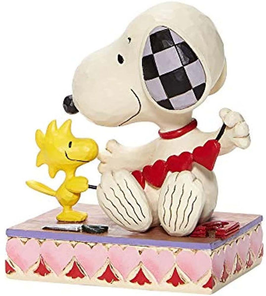Peanuts by Jim Shore Snoopy with Hearts Garland Figurine